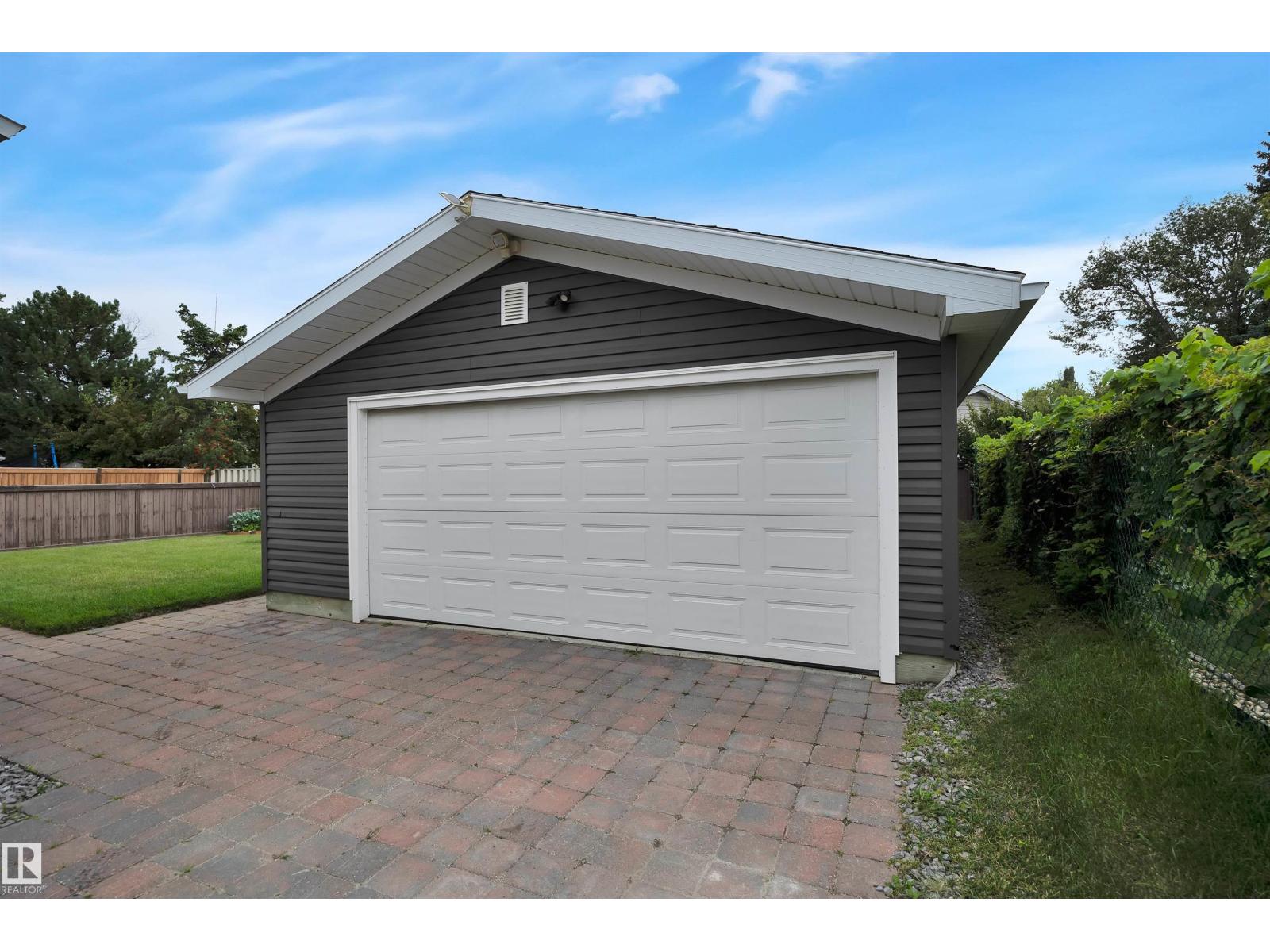 5103 47 St, Beaumont, Alberta  T4X 1J2 - Photo 36 - E4464780