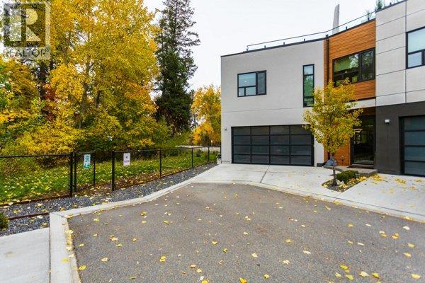525 McClure Road Unit# 9, Kelowna, British Columbia