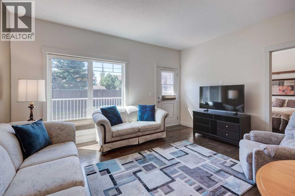 Property at 164 Cambridge Glen Drive image 2