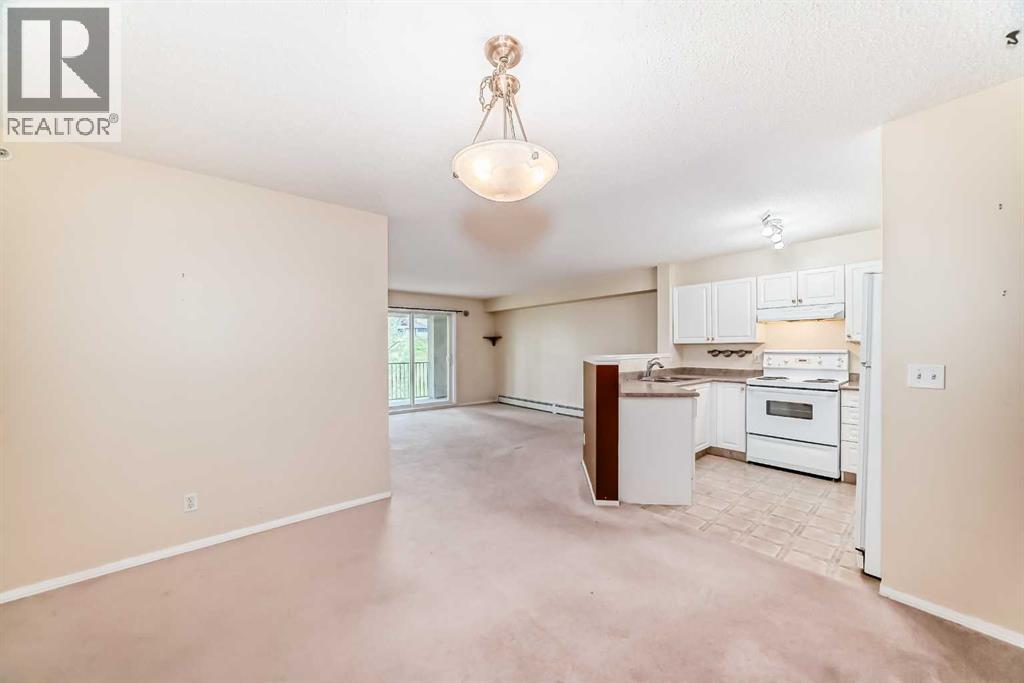303, 1000 Citadel Meadow Point Nw, Calgary, Alberta  T3G 5N5 - Photo 7 - A2247466
