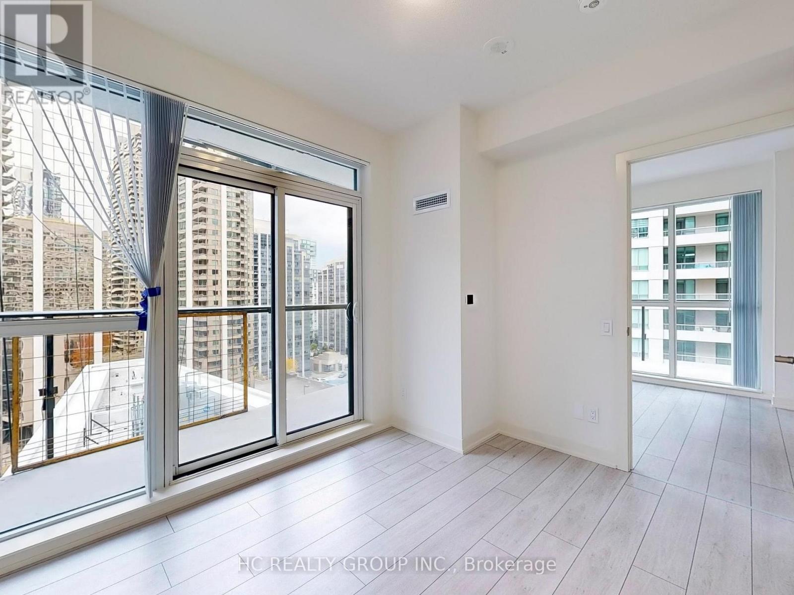 819 - 4955 Yonge Street, Toronto, Ontario M3N 0L8 - Photo 16 - C12548758