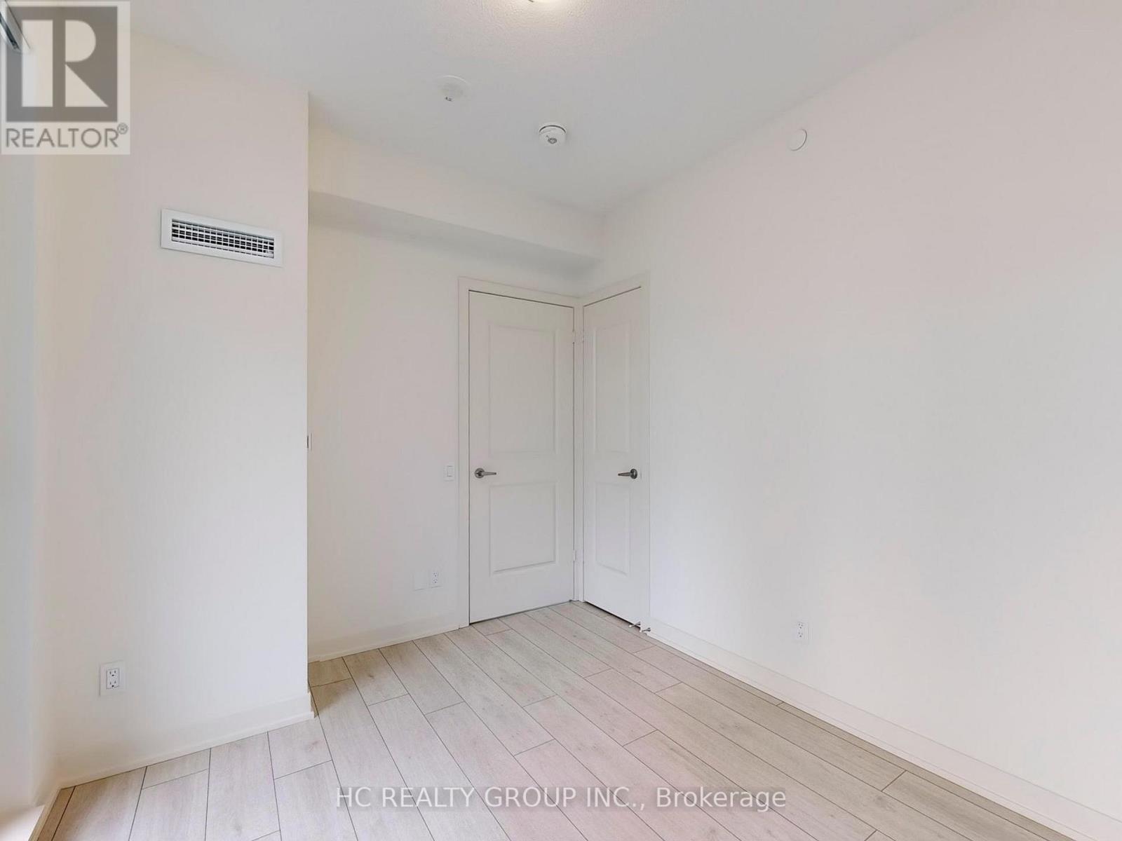 819 - 4955 Yonge Street, Toronto, Ontario M3N 0L8 - Photo 17 - C12548758