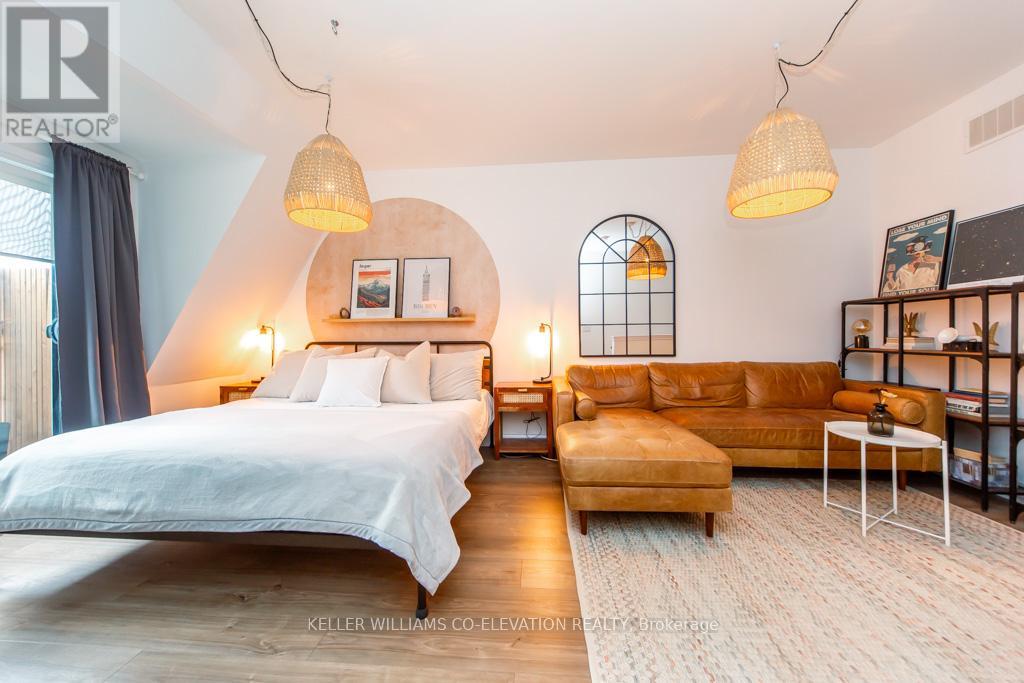 23 SALVADOR ALLENDE COURT, Toronto, Ontario