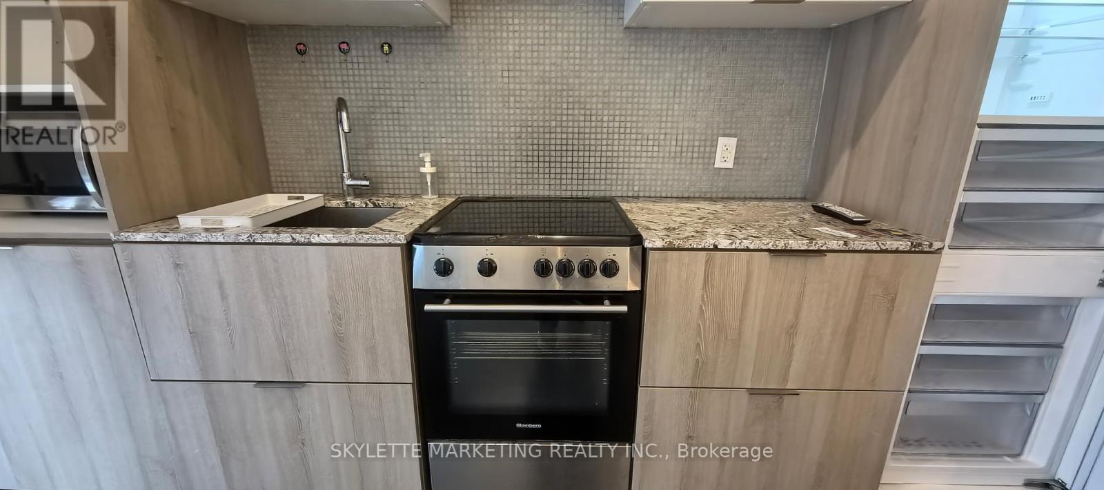 1503 - 159 Dundas Street E, Toronto, Ontario M5B 0A9 - Photo 15 - C12548800