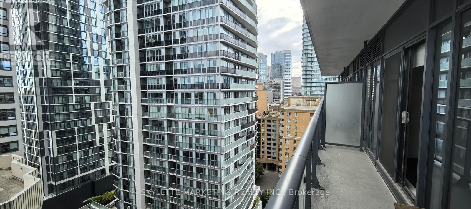 1503 - 159 Dundas Street E, Toronto, Ontario M5B 0A9 - Photo 18 - C12548800