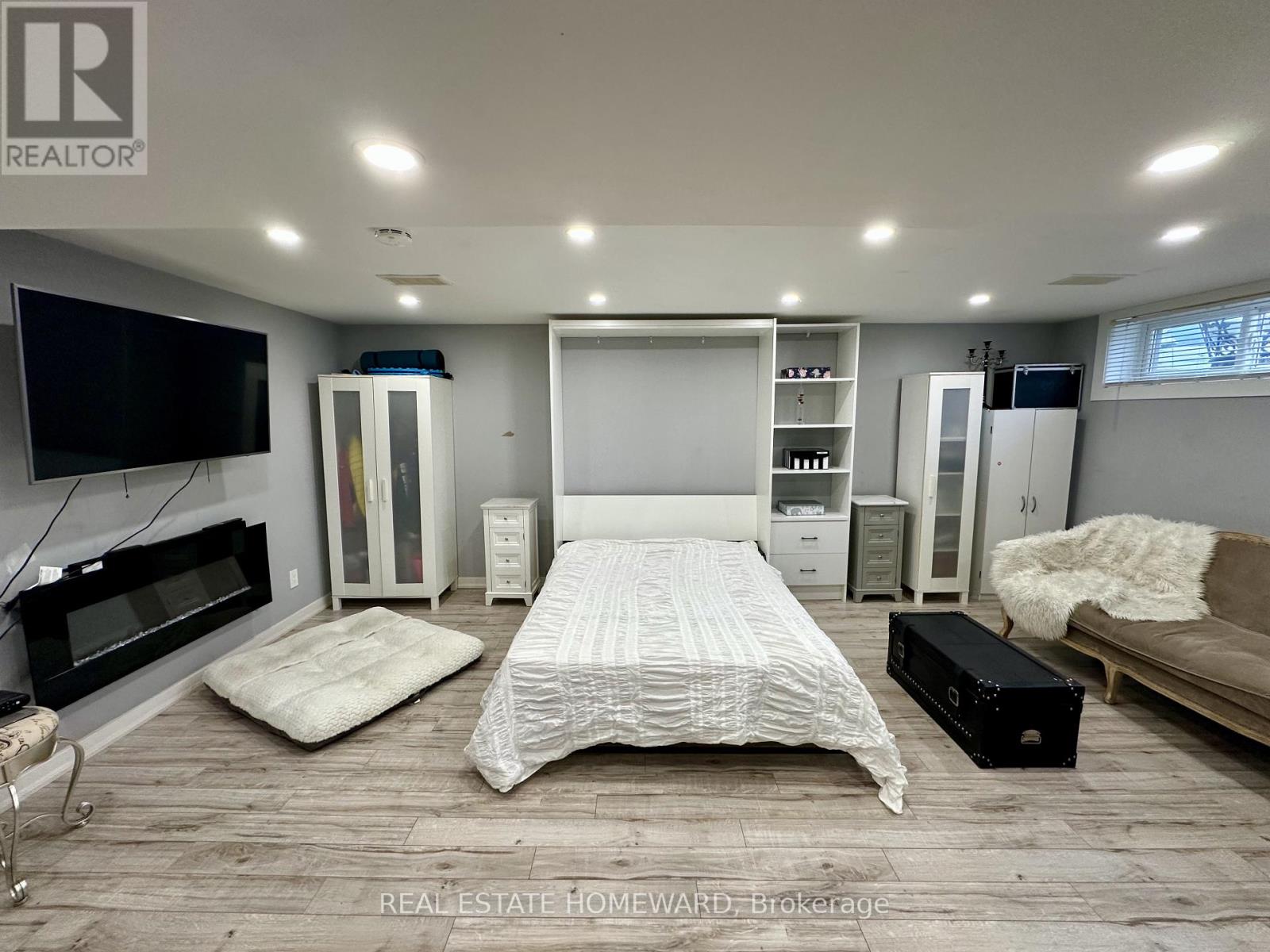 18 Wyndcliff Crescent, Toronto, Ontario  M4A 2K1 - Photo 12 - C12548804