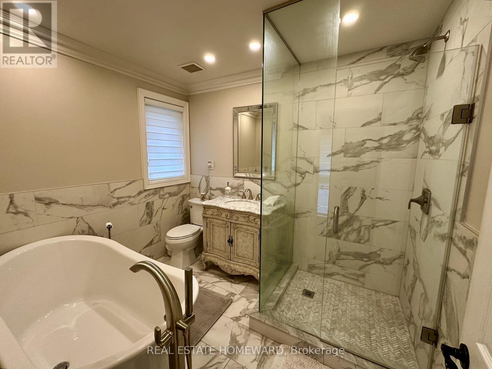 18 Wyndcliff Crescent, Toronto, Ontario  M4A 2K1 - Photo 22 - C12548804