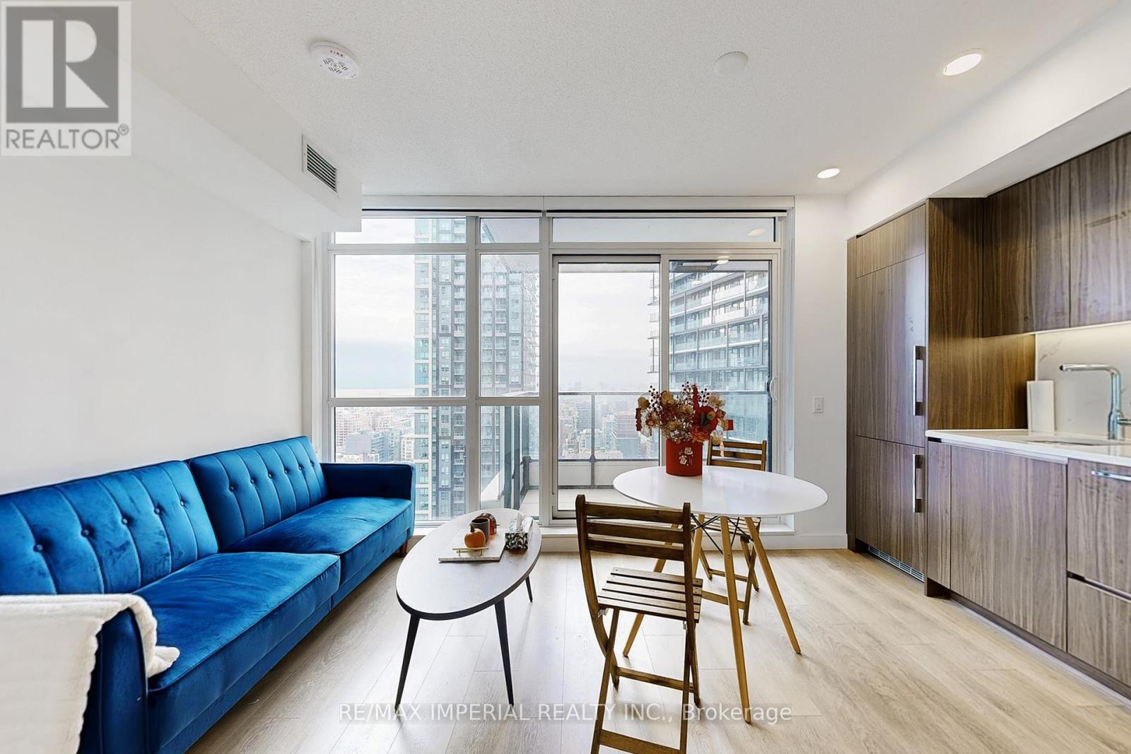 3310 - 38 Widmer Street, Toronto, Ontario  M5V 3M6 - Photo 14 - C12548810