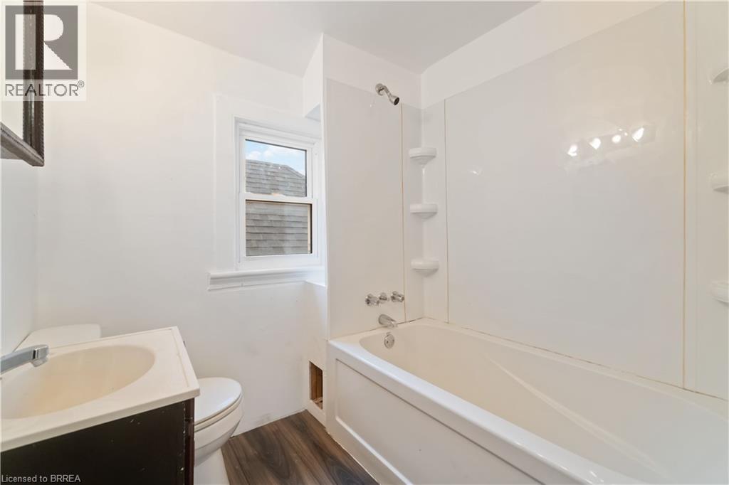 31 Mckinstry Street, Hamilton, Ontario  L8L 6C2 - Photo 29 - 40788534