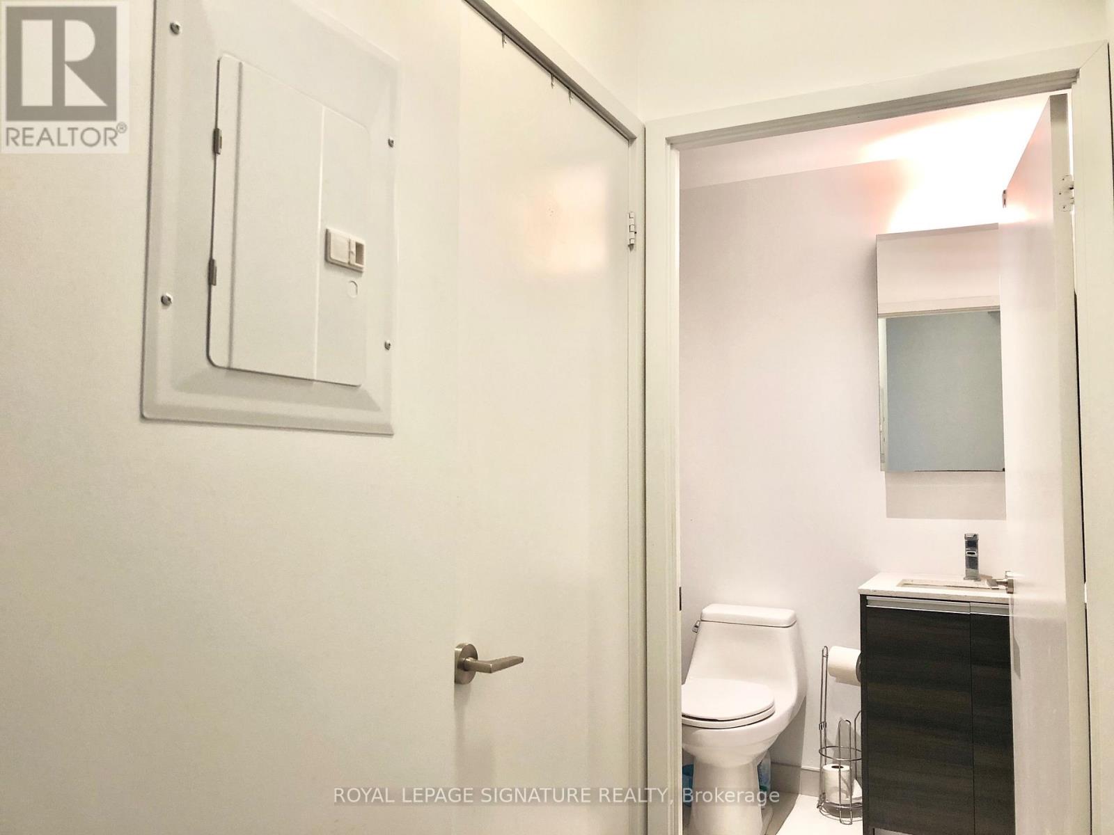 427 - 1190 Dundas Street E, Toronto, Ontario  M4M 0C5 - Photo 14 - E12548754