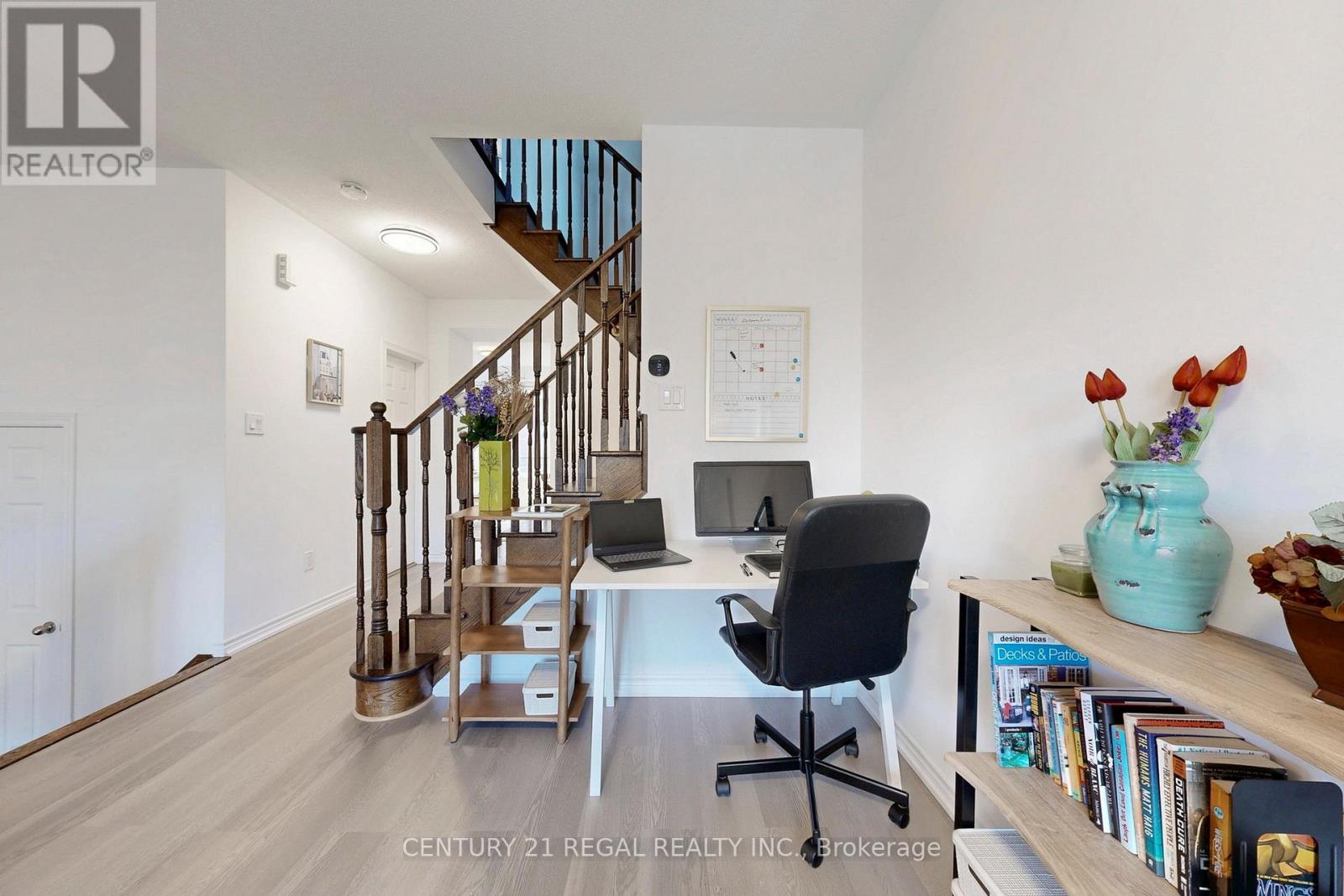 29 Rougeview Park Crescent, Markham, Ontario L6E 0S7 - Photo 9 - N12548798