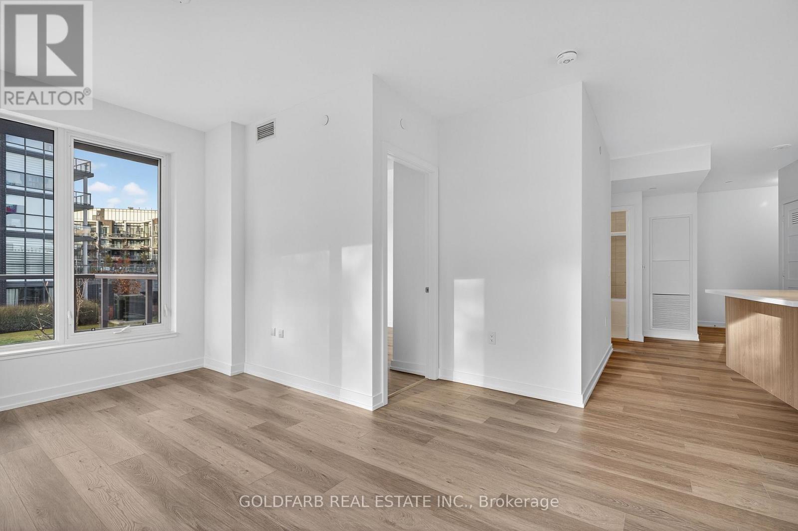 201 - 333 Sunseeker Avenue, Innisfil, Ontario  L9S 0R6 - Photo 15 - N12548808