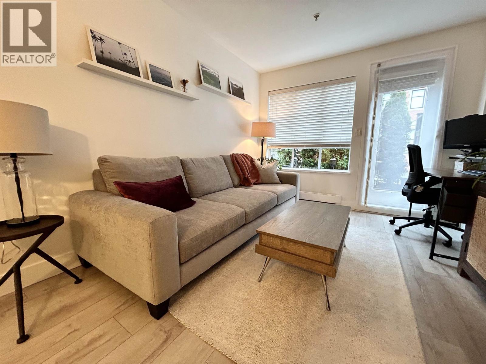 101 525 Agnes Street, New Westminster, British Columbia  V3L 1G2 - Photo 2 - R3067581