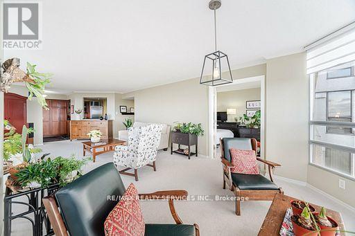 1109 - 310 Mill Street S, Brampton, Ontario  L6Y 3B1 - Photo 6 - W12548748