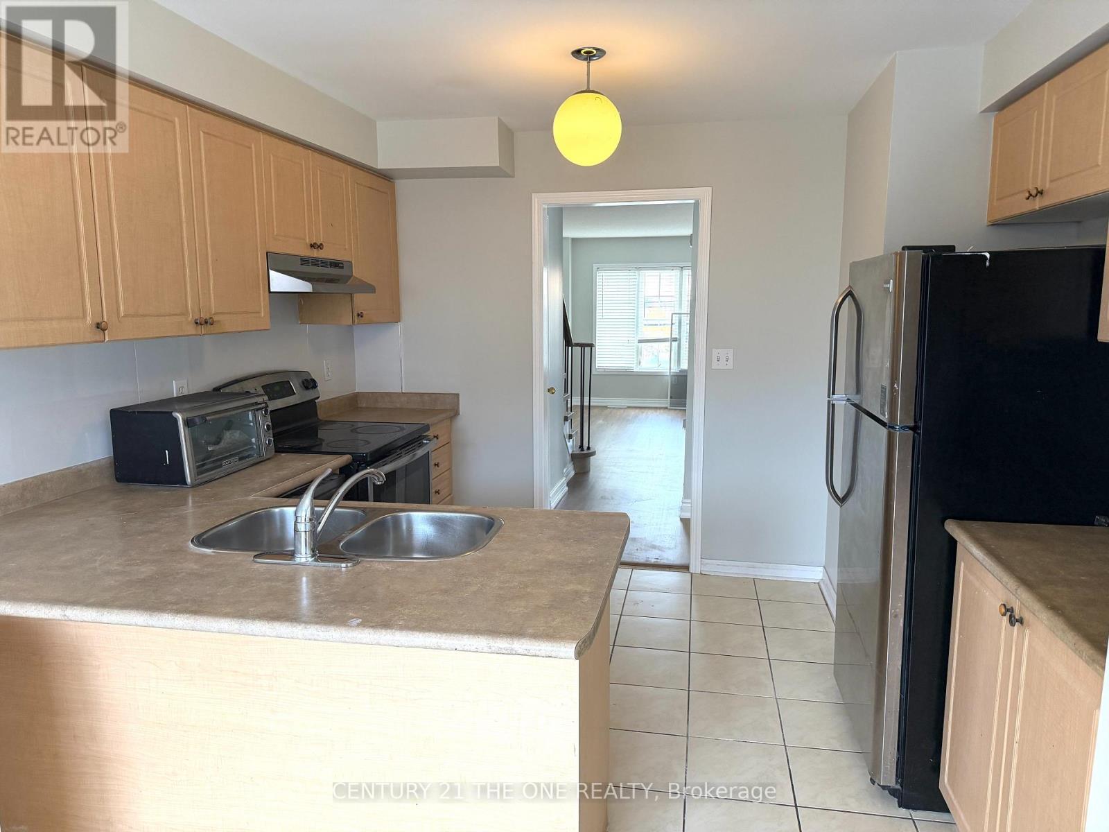 56 - 3030 Breakwater Court, Mississauga, Ontario  L5B 4N8 - Photo 7 - W12548776