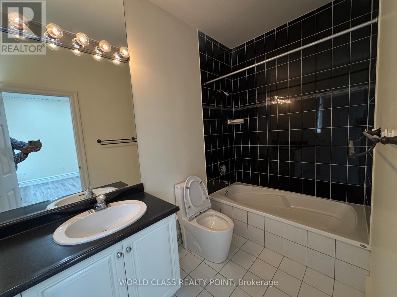 3448 Mississauga Road, Mississauga, Ontario  L5L 2R7 - Photo 40 - W12548790