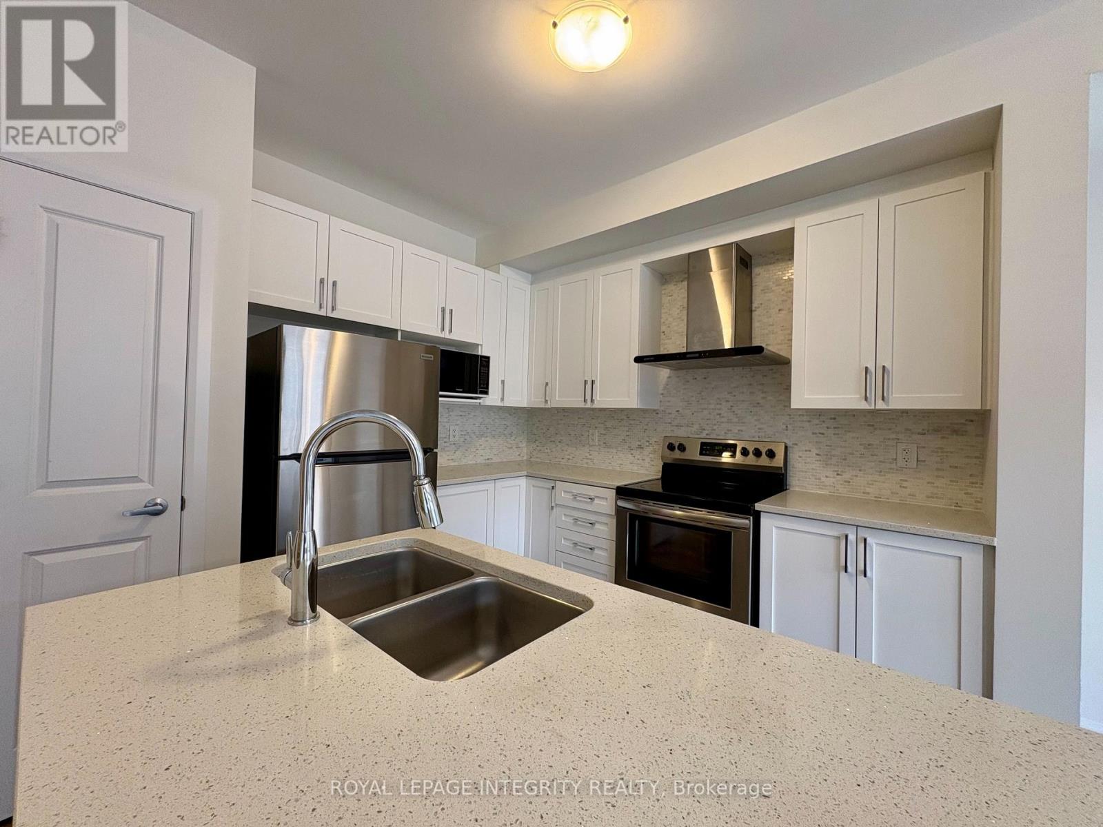 527 Winterset Road Ne, Ottawa, Ontario K2T 0P4 - Photo 13 - X12548826