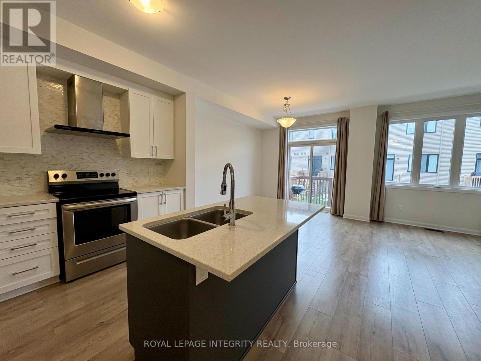 527 Winterset Road Ne, Ottawa, Ontario K2T 0P4 - Photo 8 - X12548826