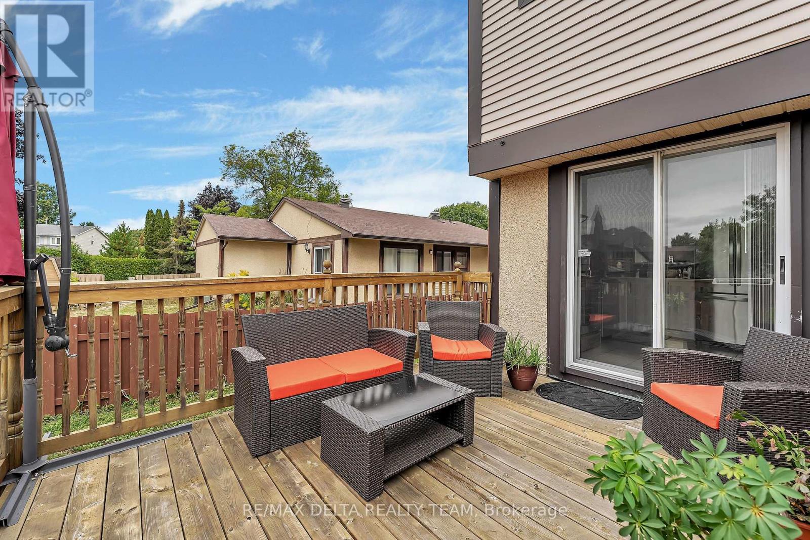 427 Mockingbird Drive, Ottawa, Ontario  K1E 2A8 - Photo 37 - X12548856