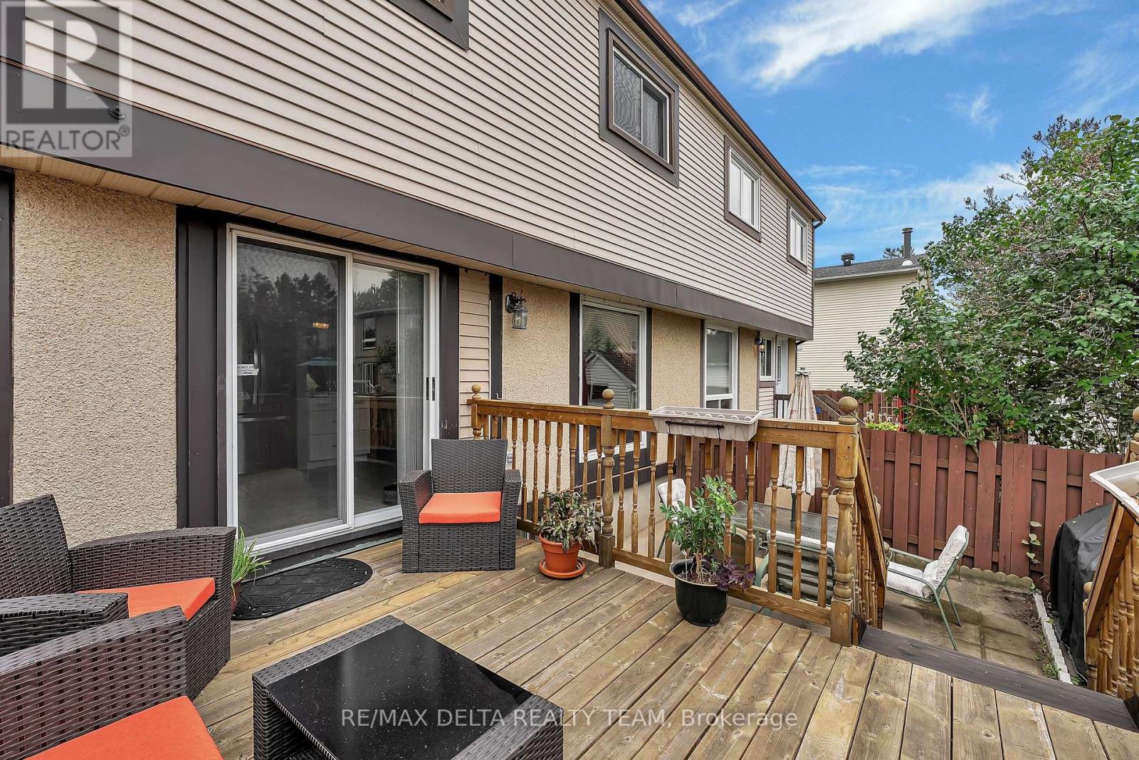 427 Mockingbird Drive, Ottawa, Ontario  K1E 2A8 - Photo 38 - X12548856