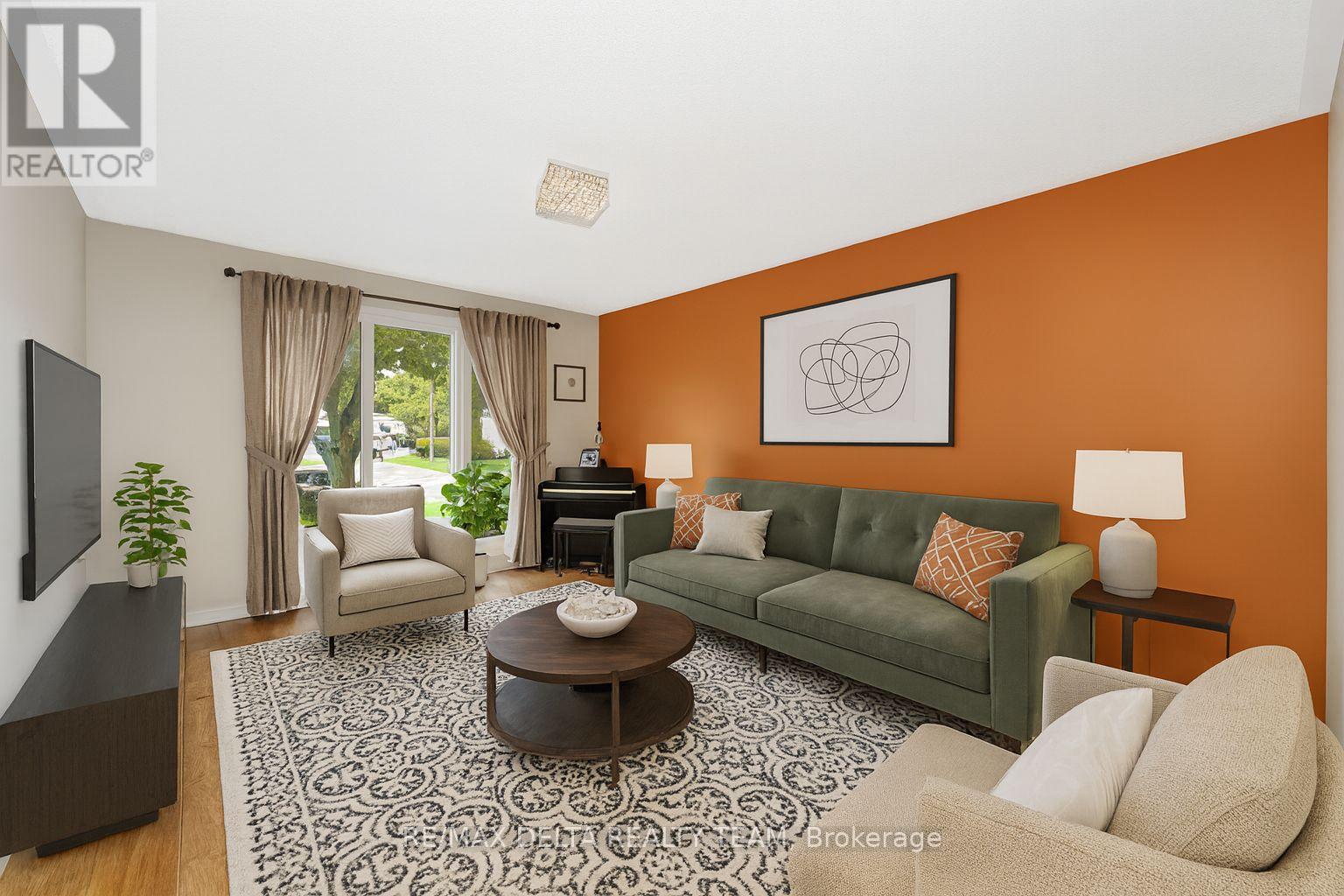 427 Mockingbird Drive, Ottawa, Ontario  K1E 2A8 - Photo 6 - X12548856