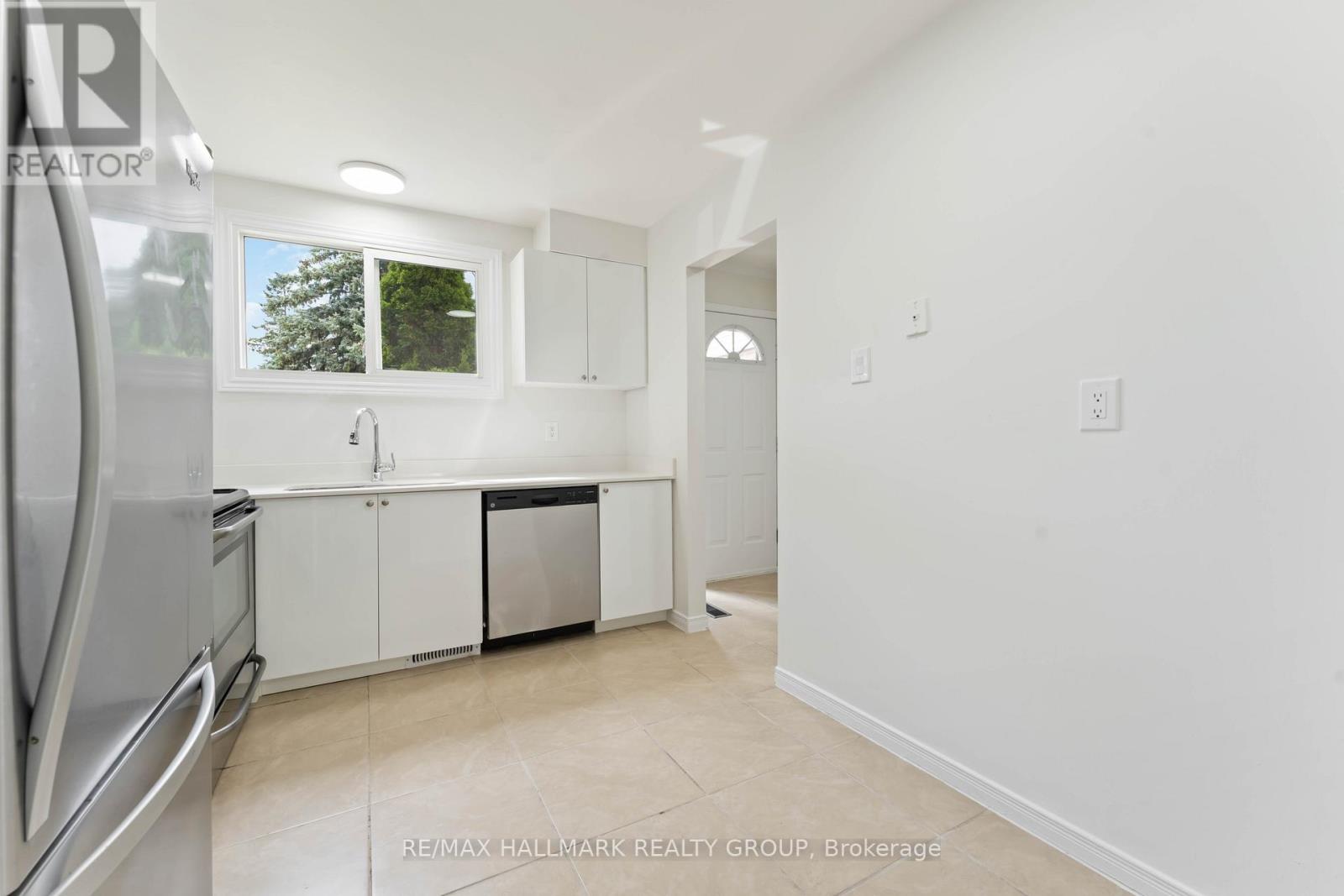 317 - 1441 Palmerston Drive, Ottawa, Ontario  K1J 8N9 - Photo 8 - X12548862