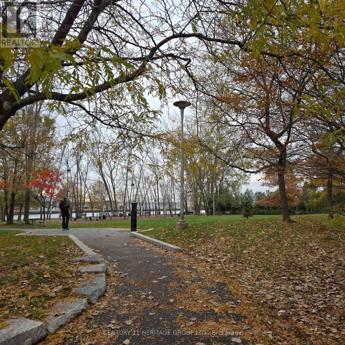 239 - 28 Stadium Road, Toronto, Ontario  L4B 0C6 - Photo 21 - C12548774