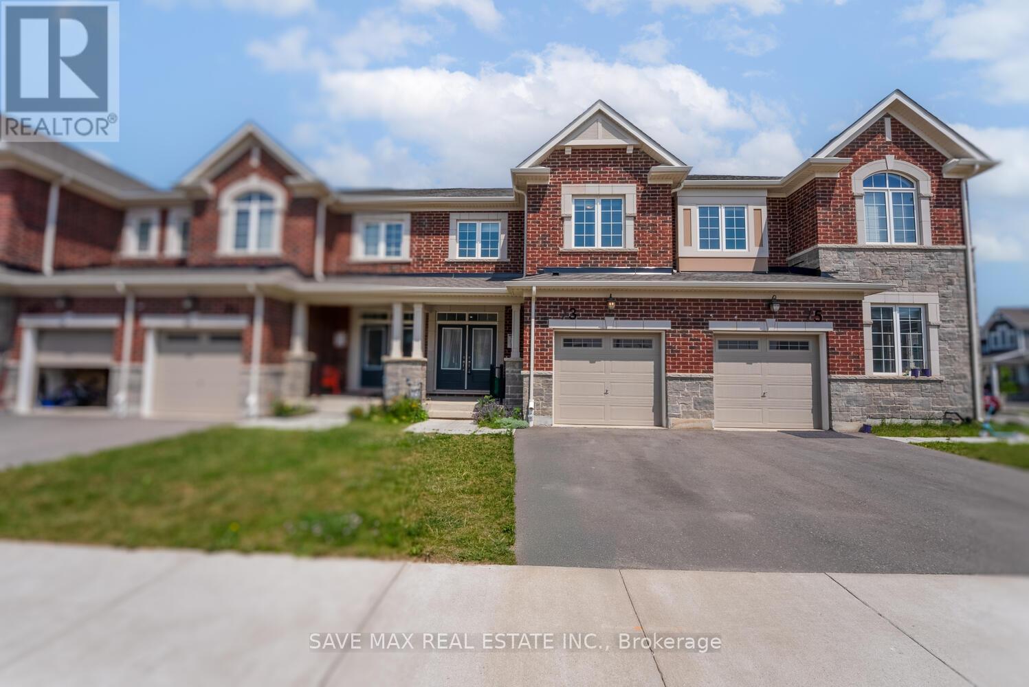 73 Forestwalk Street, Kitchener, Ontario  N2R 0S3 - Photo 2 - X12548770