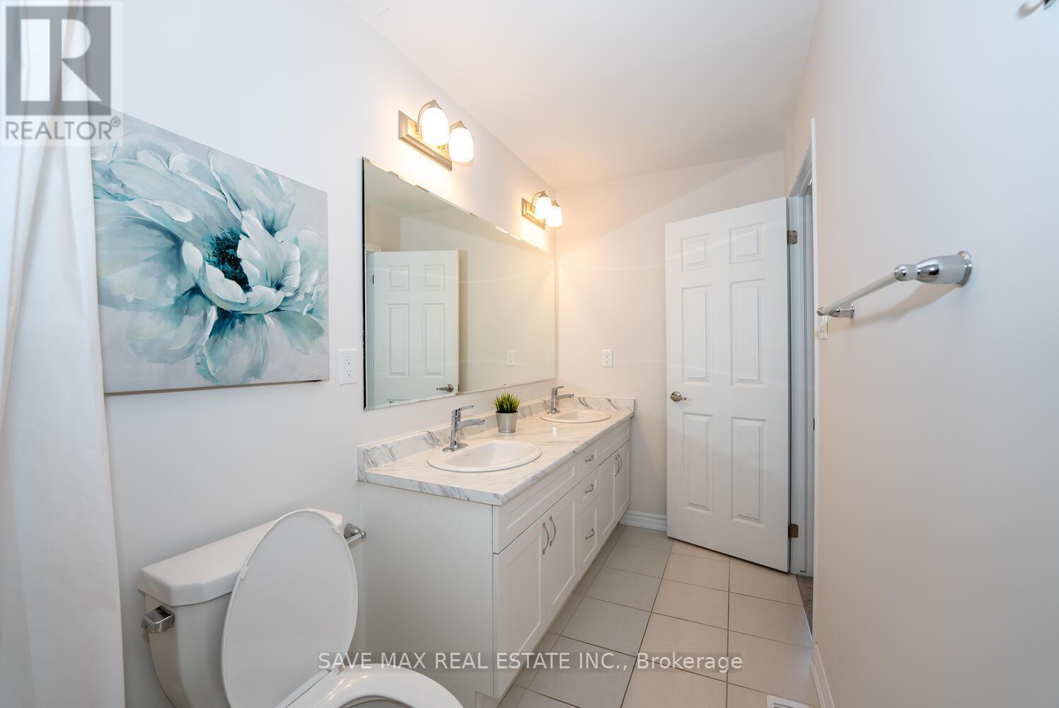 73 Forestwalk Street, Kitchener, Ontario  N2R 0S3 - Photo 27 - X12548770