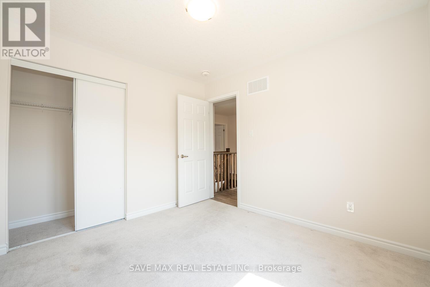 73 Forestwalk Street, Kitchener, Ontario  N2R 0S3 - Photo 32 - X12548770