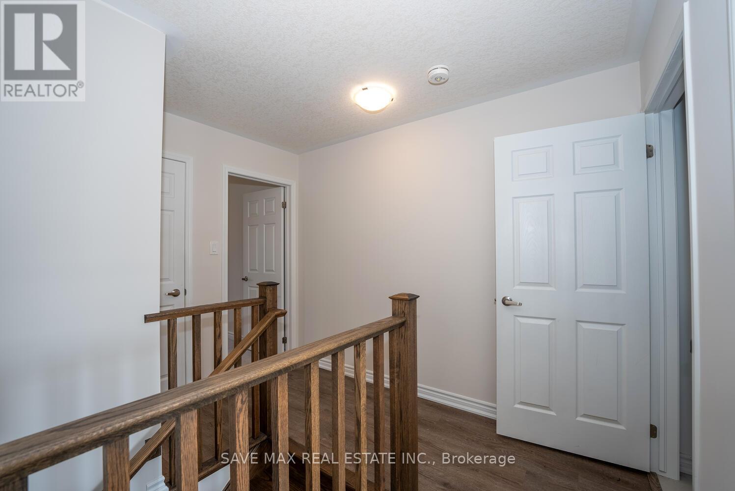 73 Forestwalk Street, Kitchener, Ontario  N2R 0S3 - Photo 33 - X12548770