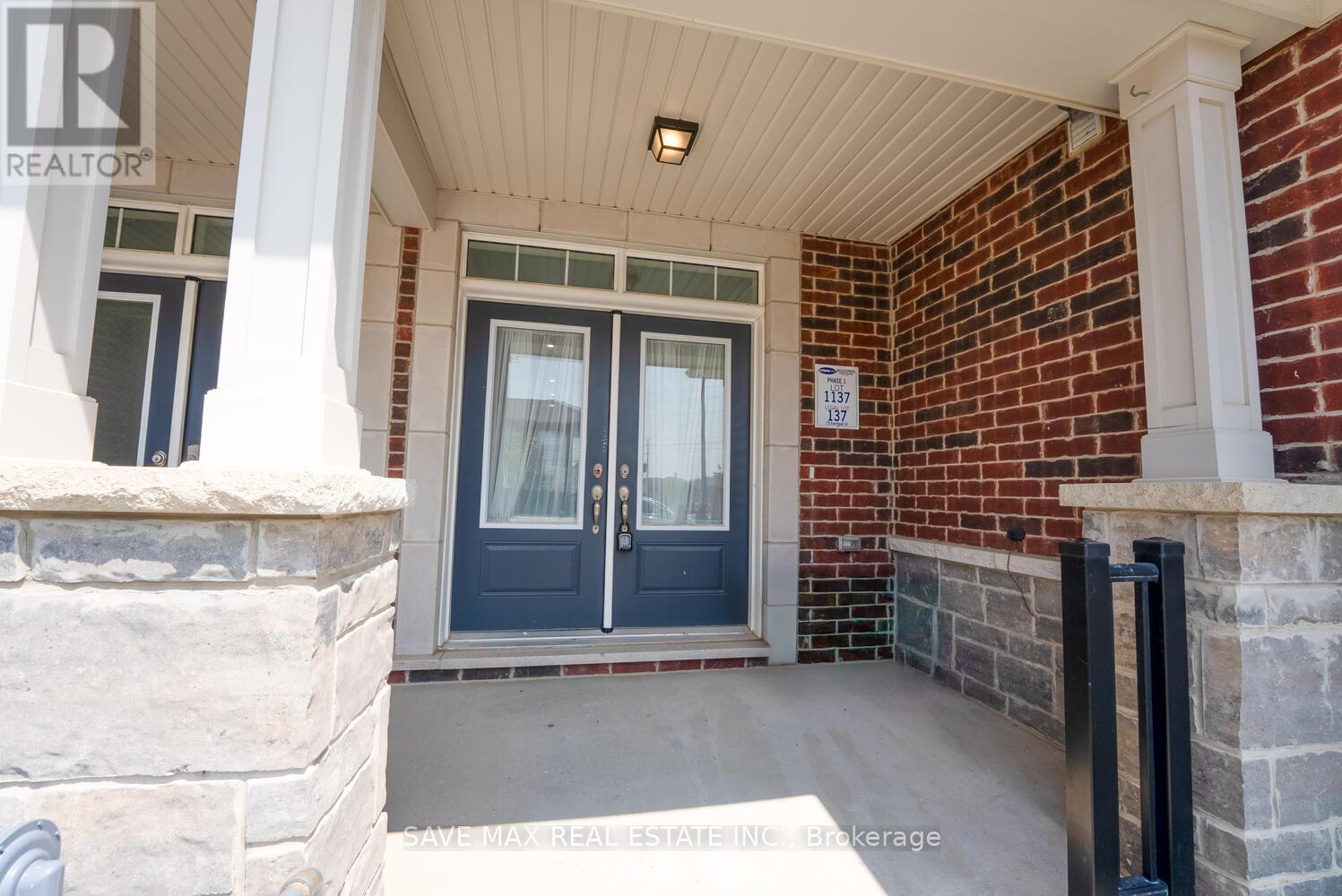 73 Forestwalk Street, Kitchener, Ontario  N2R 0S3 - Photo 6 - X12548770