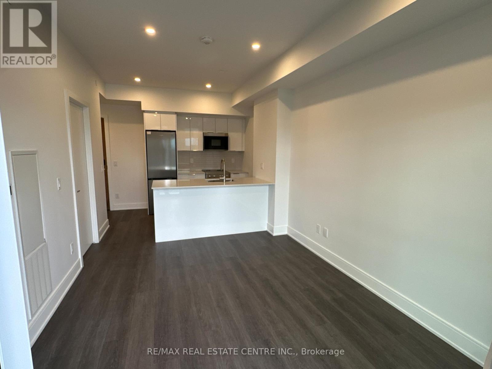 802 - 25 Wellington Street S, Kitchener, Ontario  N2G 0G5 - Photo 15 - X12548784