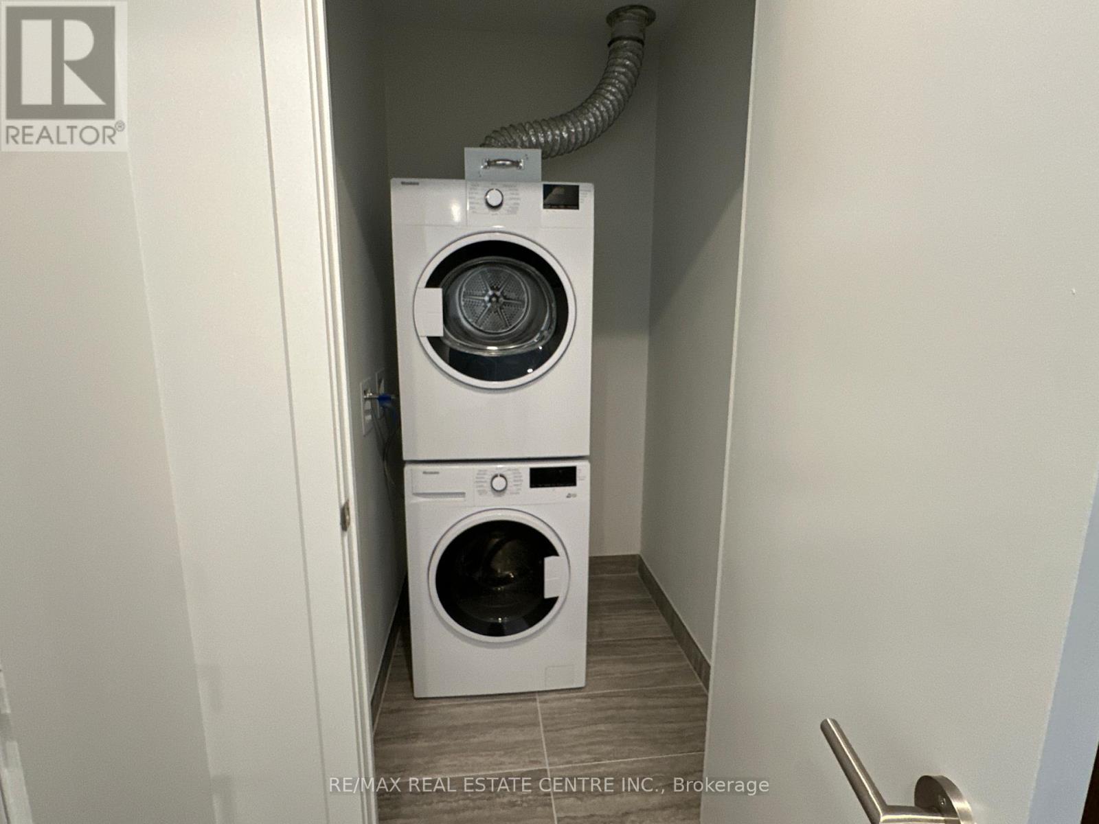 802 - 25 Wellington Street S, Kitchener, Ontario  N2G 0G5 - Photo 21 - X12548784