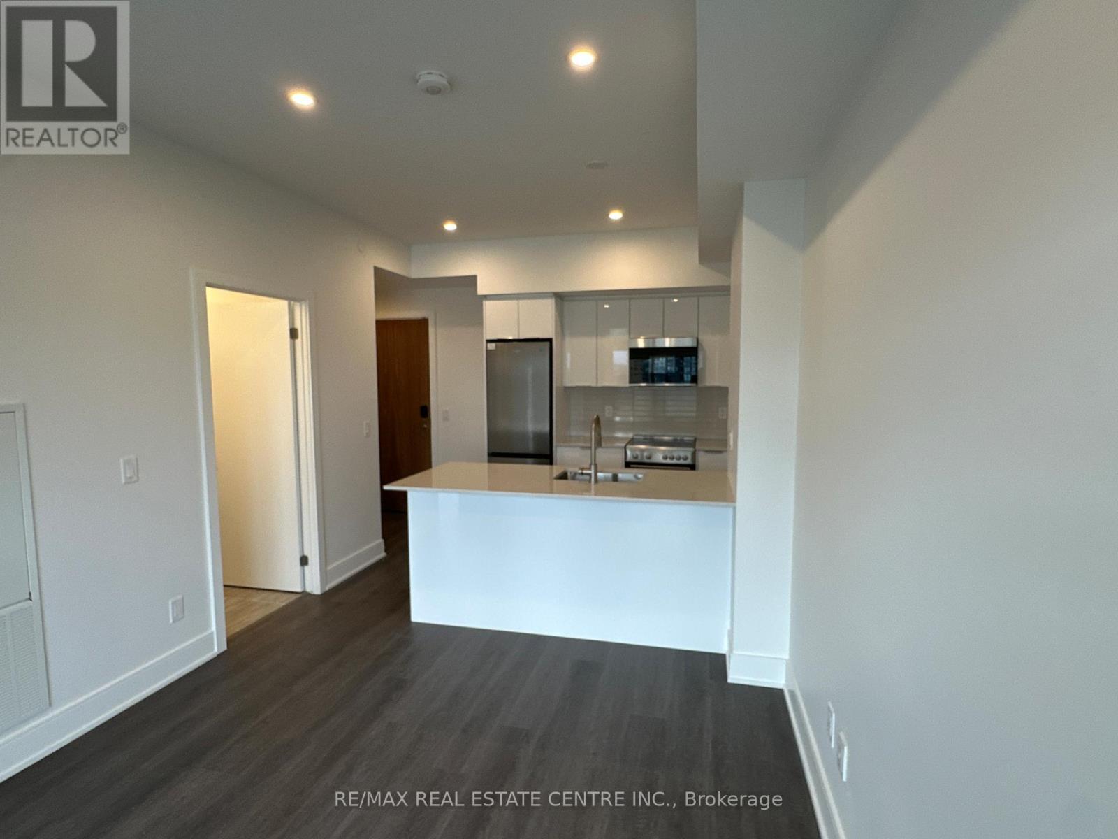 802 - 25 Wellington Street S, Kitchener, Ontario  N2G 0G5 - Photo 9 - X12548784