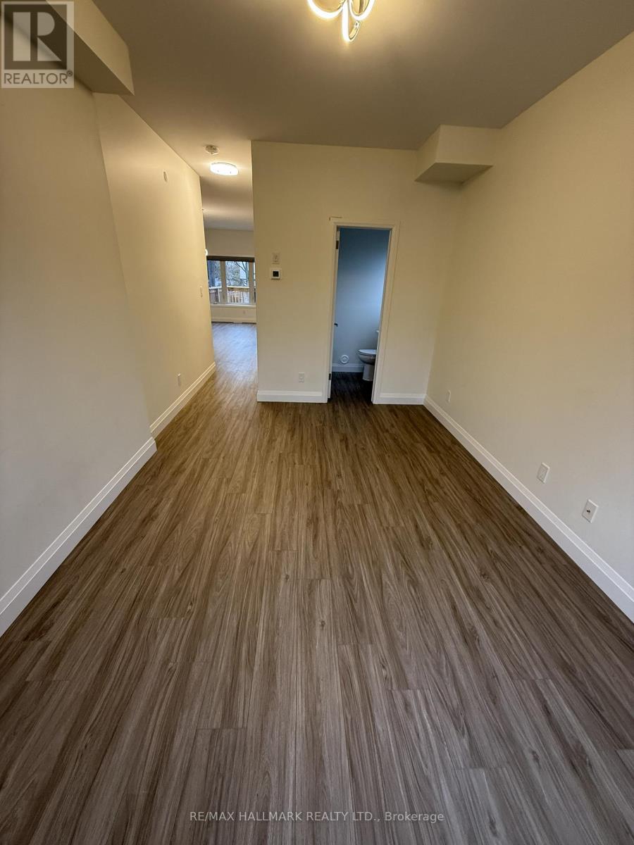 216 Union Street N, Cambridge, Ontario  N3H 3V6 - Photo 5 - X12548820