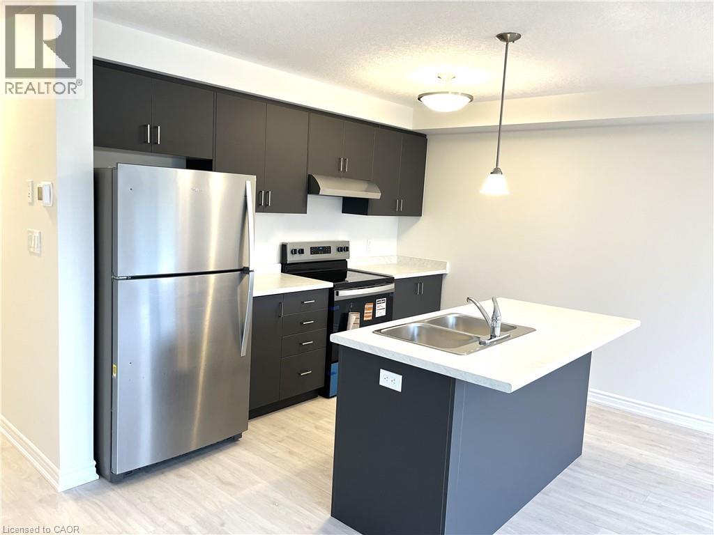 375 Benninger Drive, Kitchener, Ontario  N2E 0K1 - Photo 4 - 40788563