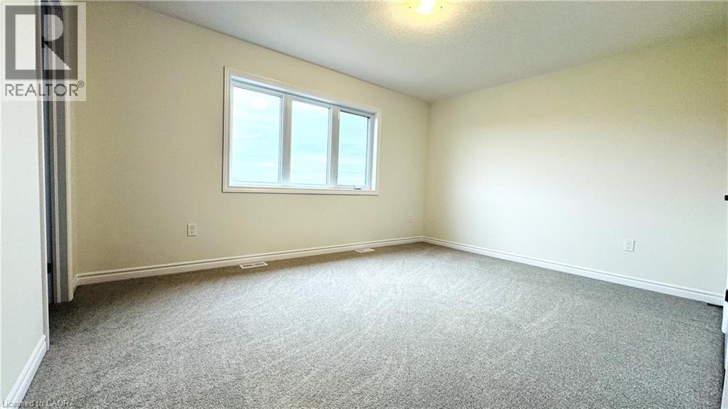 375 Benninger Drive, Kitchener, Ontario  N2E 0K1 - Photo 6 - 40788563