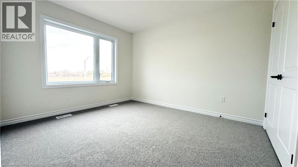 375 Benninger Drive, Kitchener, Ontario  N2E 0K1 - Photo 9 - 40788563