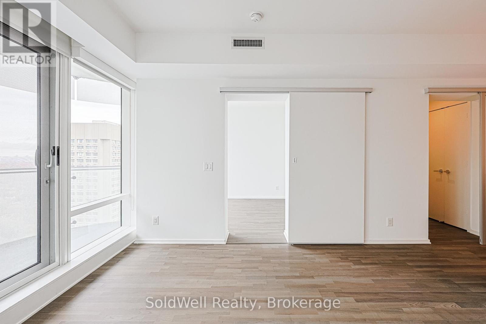 3312 - 1 Bloor Street E, Toronto, Ontario  M4W 0A8 - Photo 19 - C12548832