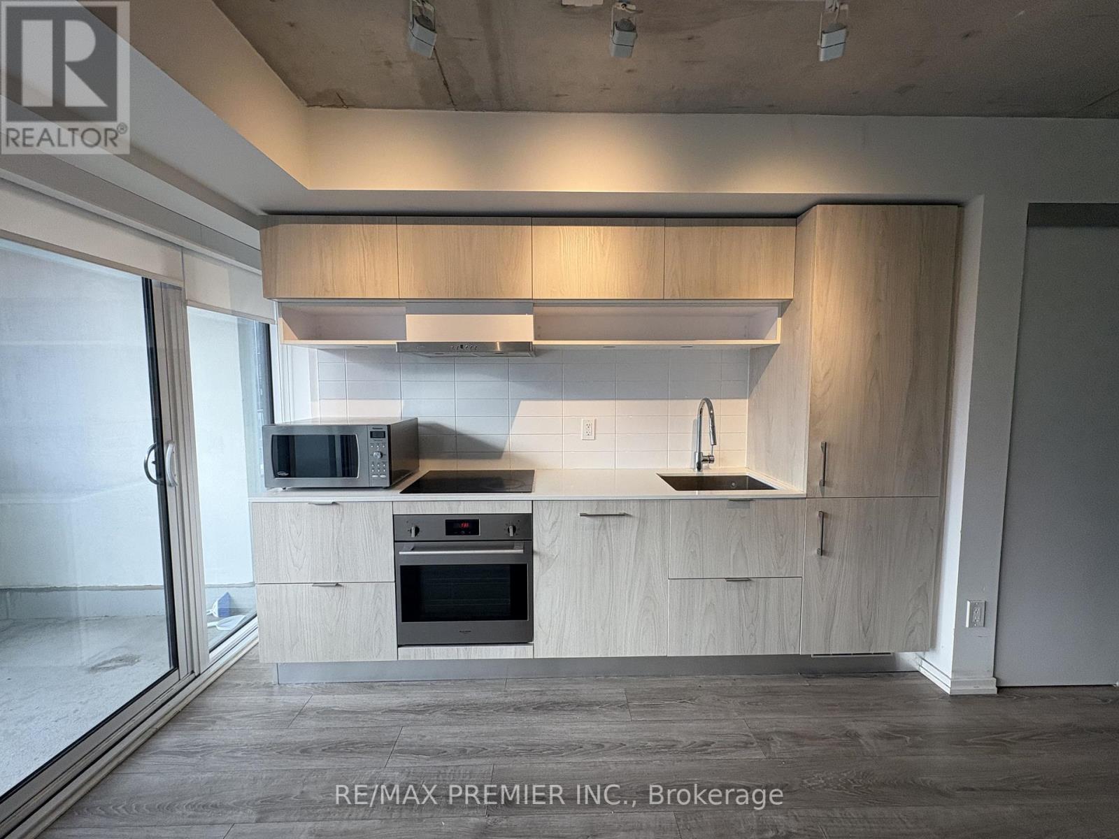 826 - 8 Hillsdale Avenue E, Toronto, Ontario  M4S 0B2 - Photo 9 - C12548850