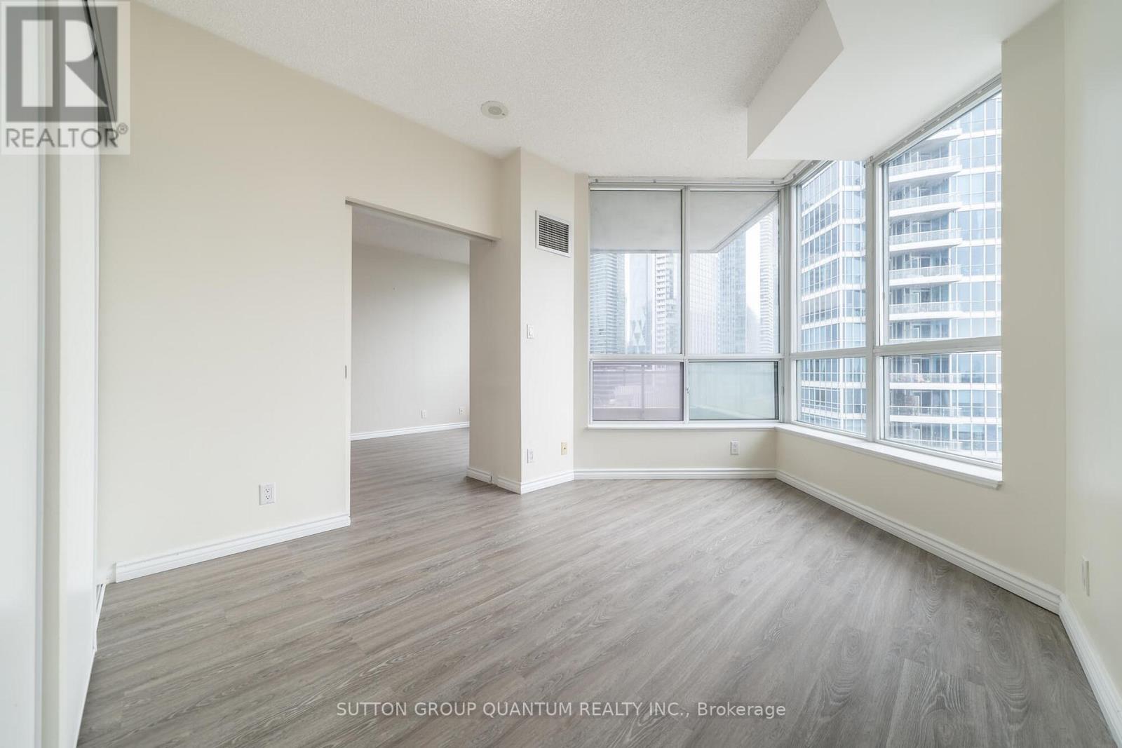 1205 - 228 Queens Quay W, Toronto, Ontario M5J 2X1 - Photo 14 - C12520838