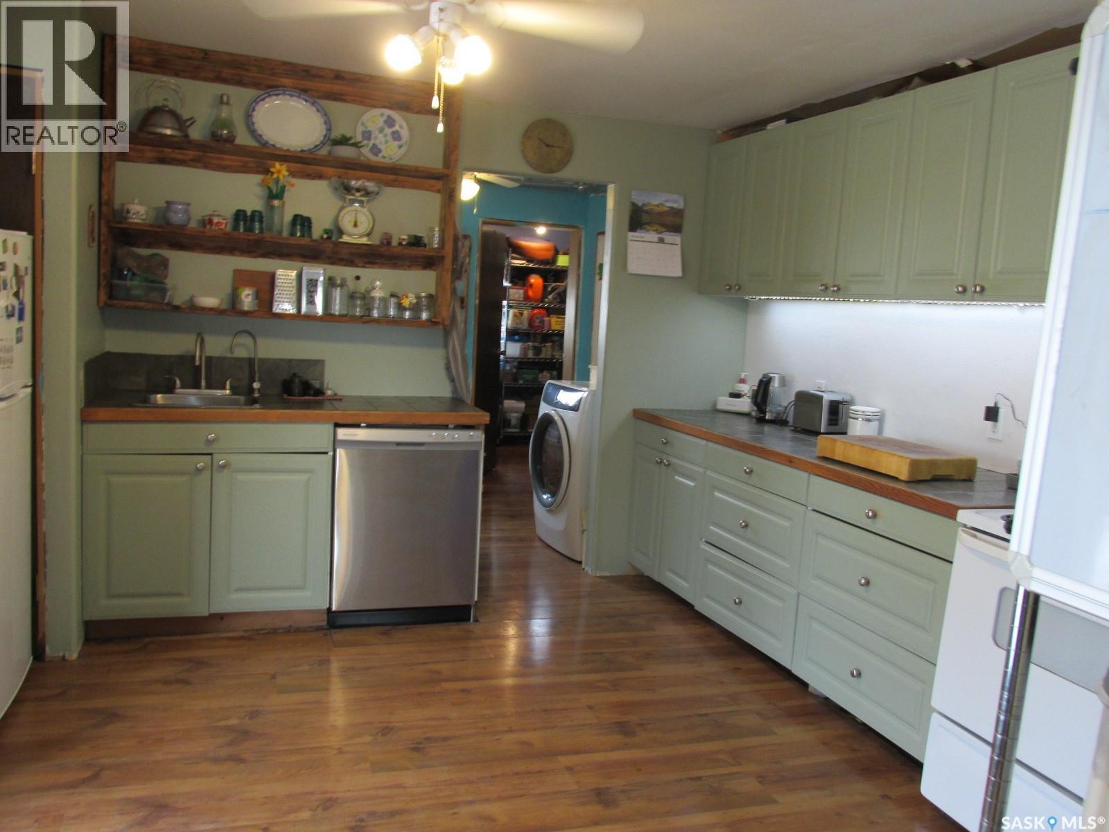 4 Railway Avenue, Aylsham, Saskatchewan  S0E 0C0 - Photo 18 - SK023847