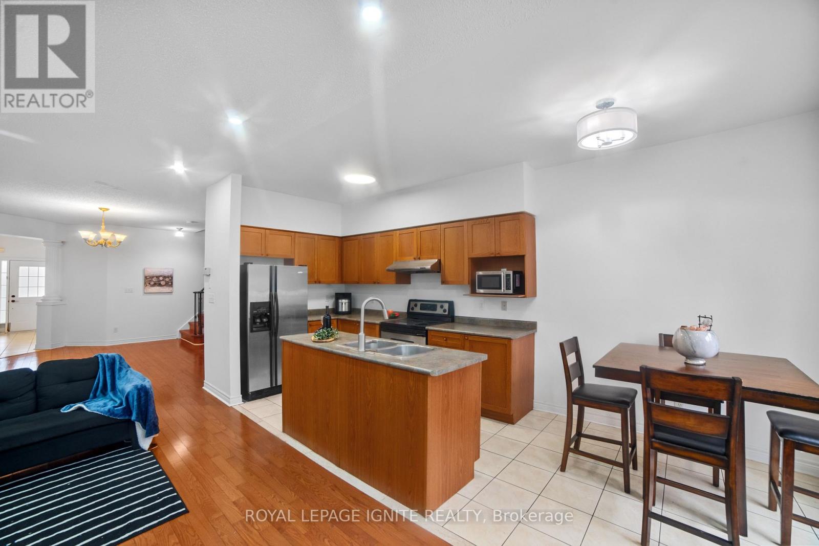 3664 Bala Drive, Mississauga, Ontario  L5M 7N1 - Photo 12 - W12470184