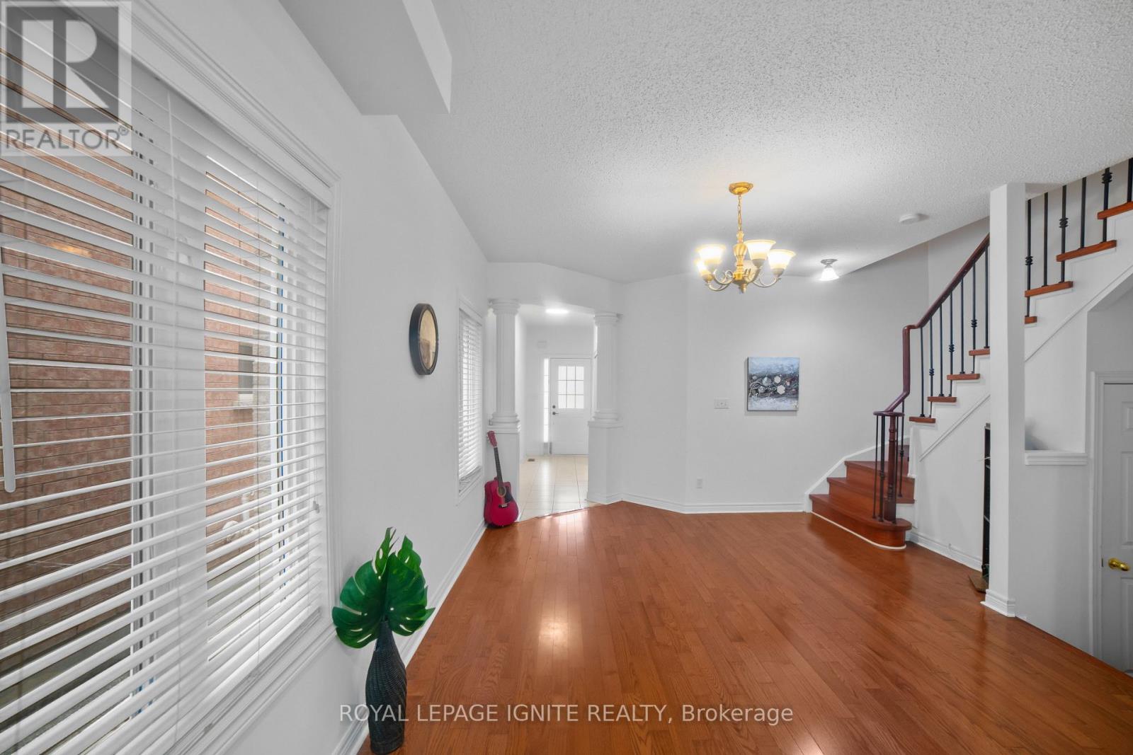 3664 Bala Drive, Mississauga, Ontario  L5M 7N1 - Photo 16 - W12470184