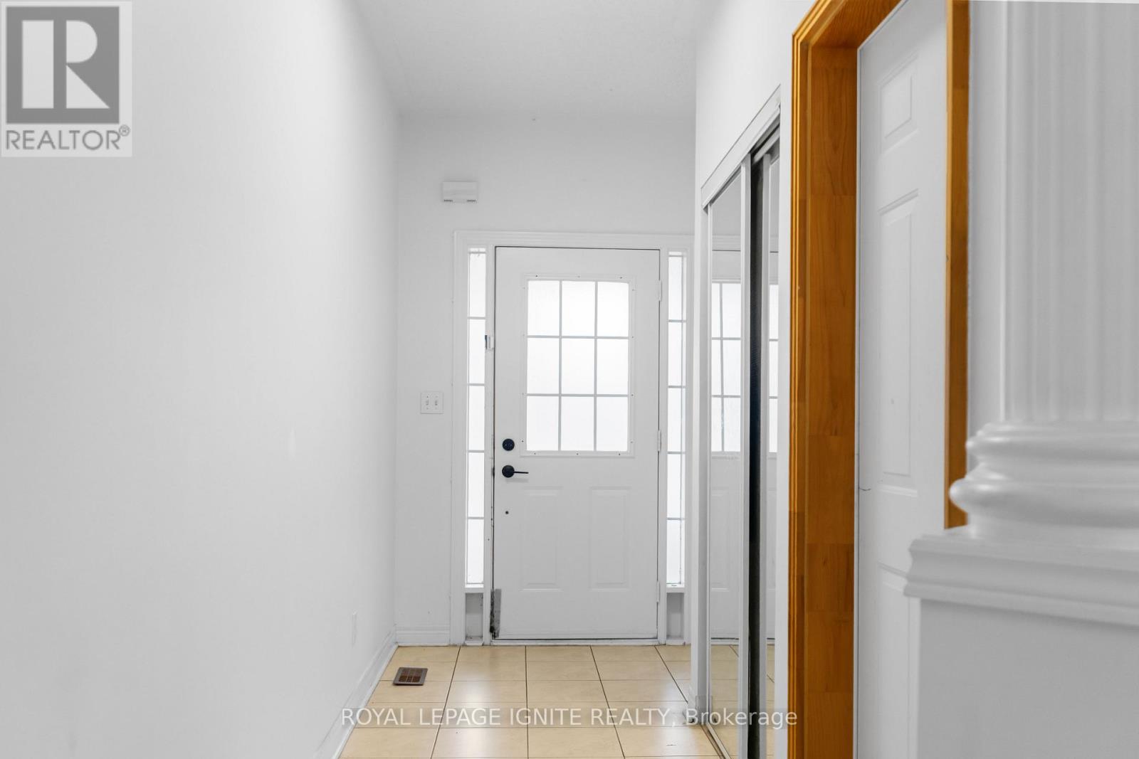 3664 Bala Drive, Mississauga, Ontario  L5M 7N1 - Photo 28 - W12470184