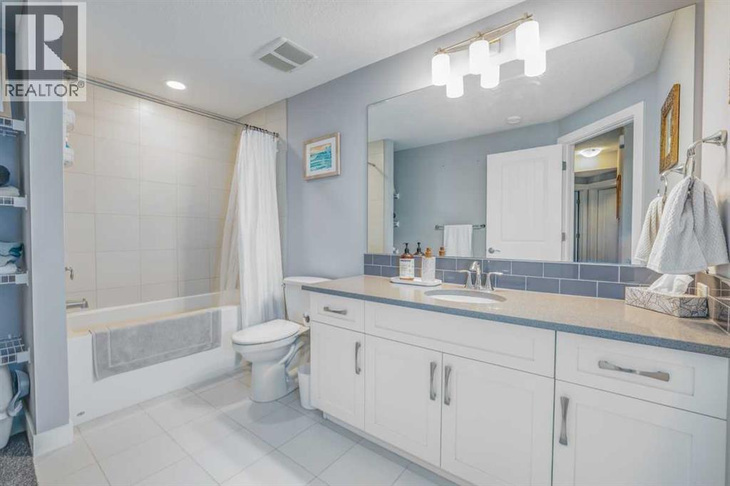 24 Mount Rae Terrace, Okotoks, Alberta  T1S 0M6 - Photo 33 - A2265574