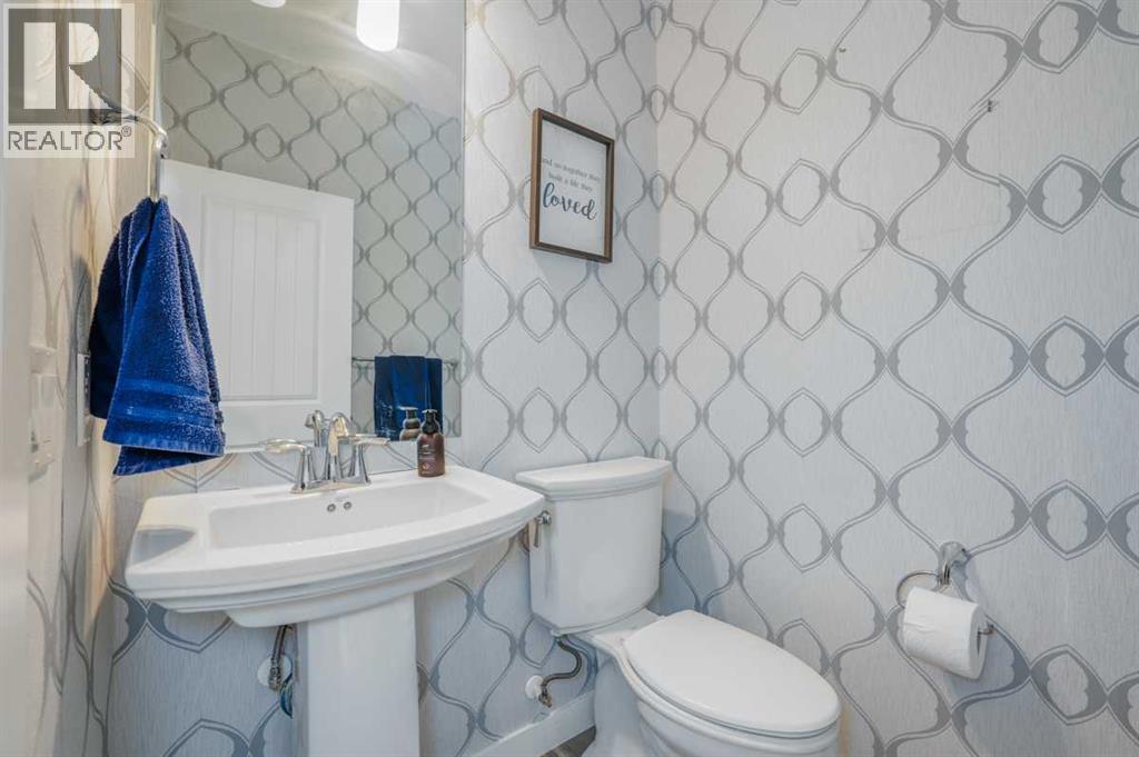 24 Mount Rae Terrace, Okotoks, Alberta  T1S 0M6 - Photo 34 - A2265574