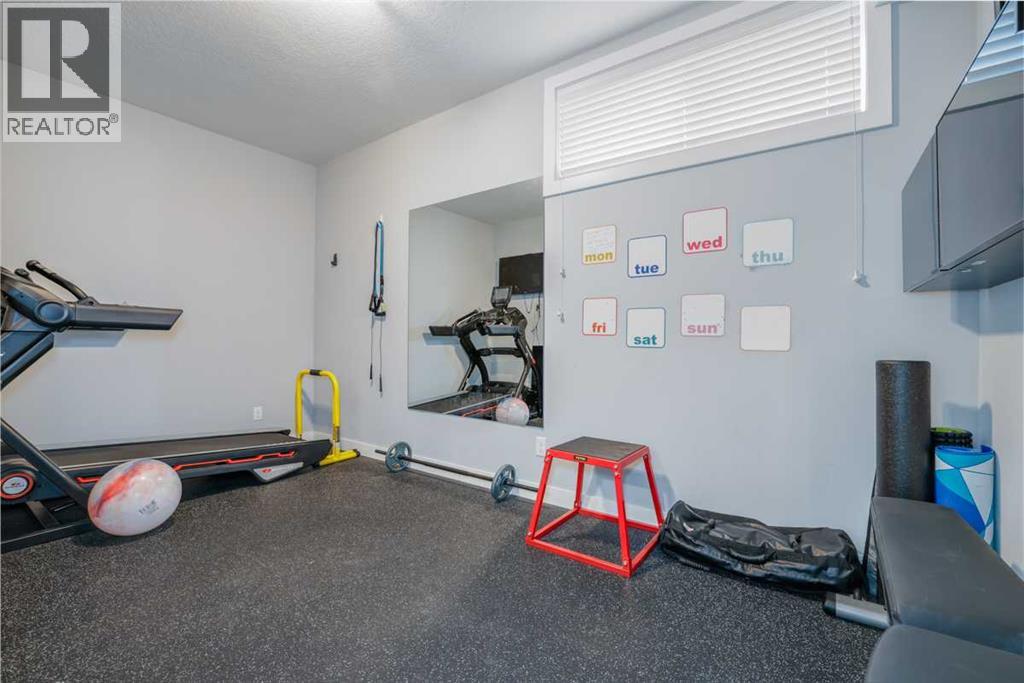 24 Mount Rae Terrace, Okotoks, Alberta  T1S 0M6 - Photo 31 - A2265574