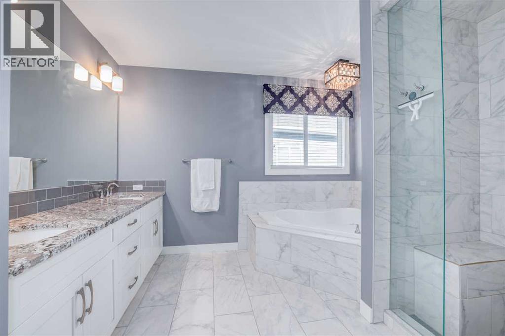 24 Mount Rae Terrace, Okotoks, Alberta  T1S 0M6 - Photo 23 - A2265574